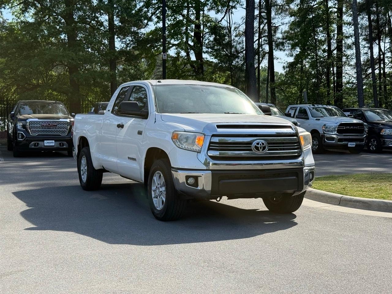 Toyota Tundra  2017