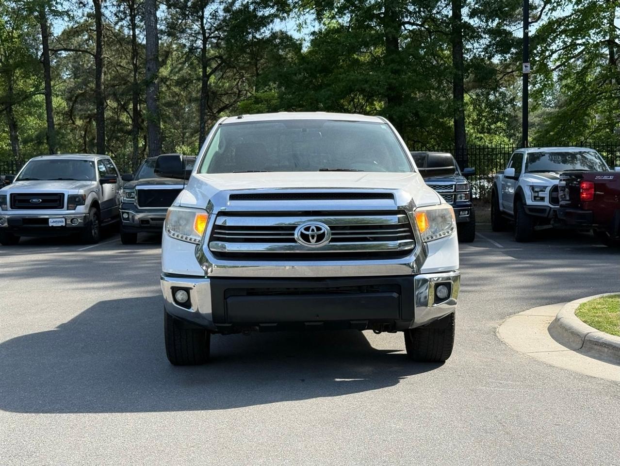 Toyota Tundra  2017