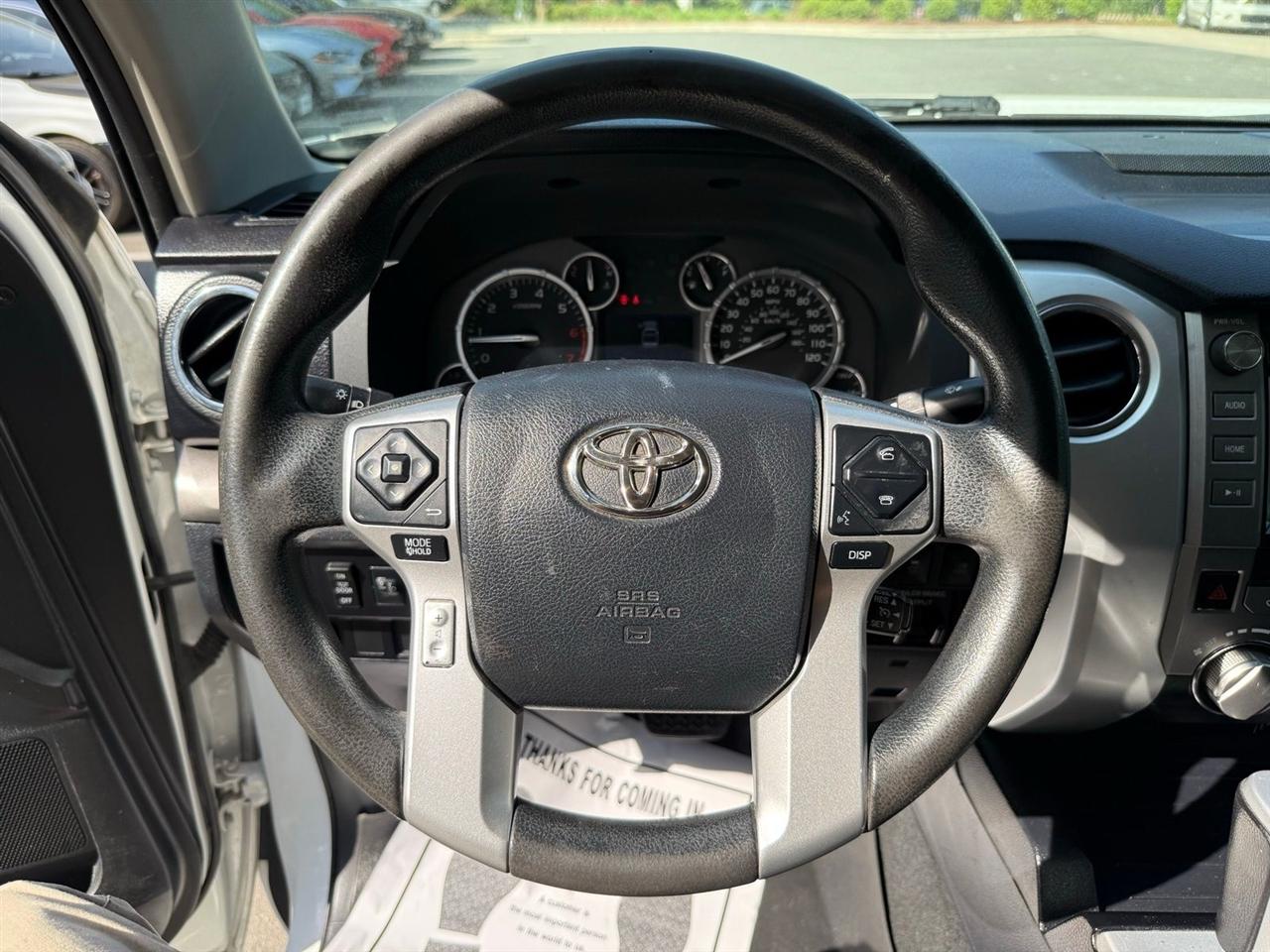 Toyota Tundra  2017