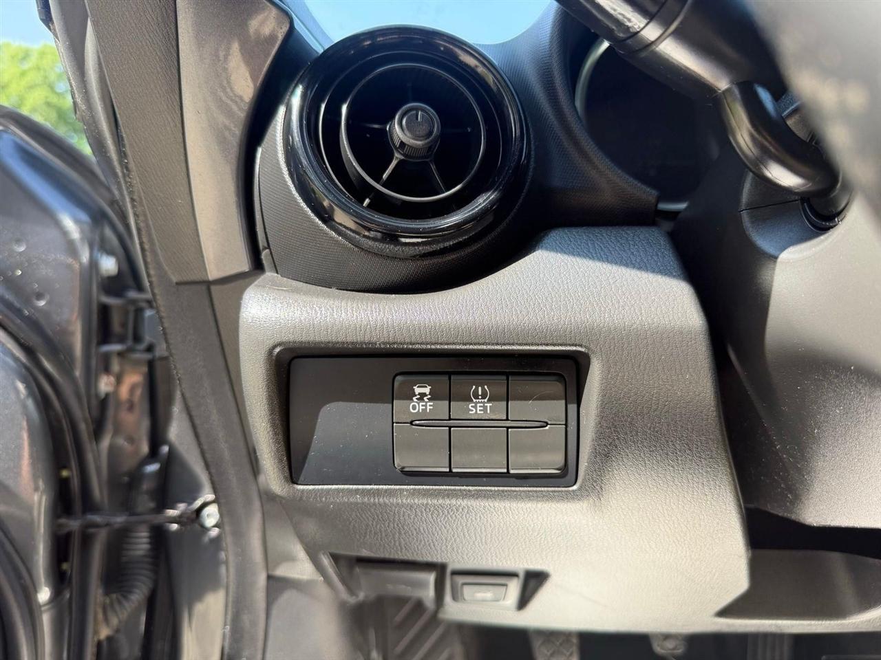 Mazda MX-5 Miata  2016