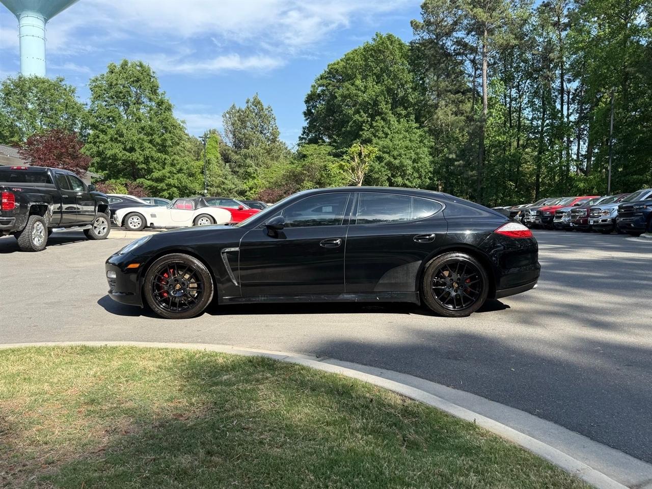 Porsche Panamera  2012