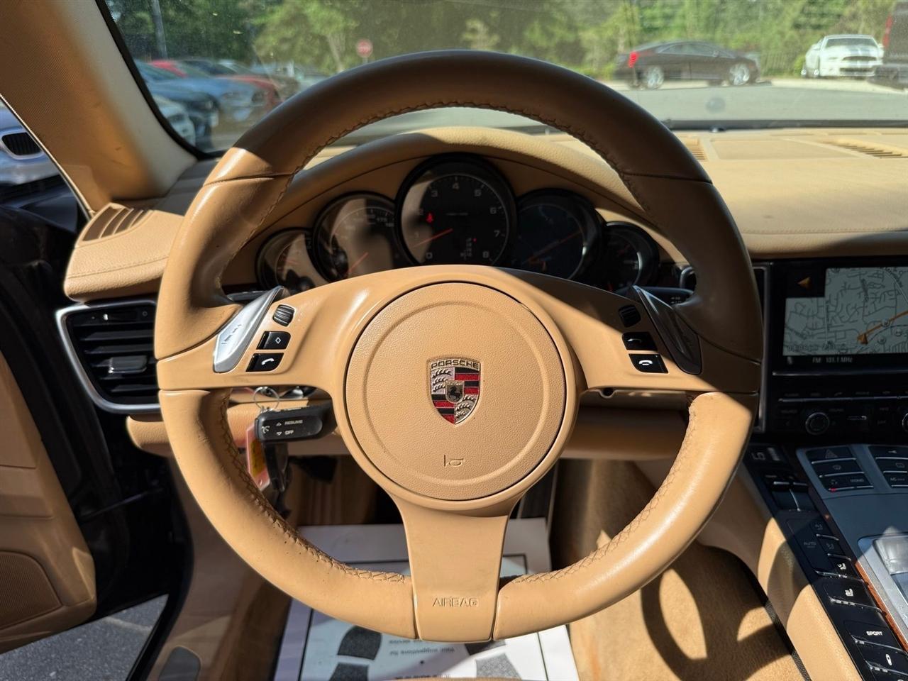 Porsche Panamera  2012