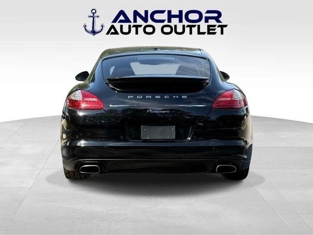 Porsche Panamera  2012