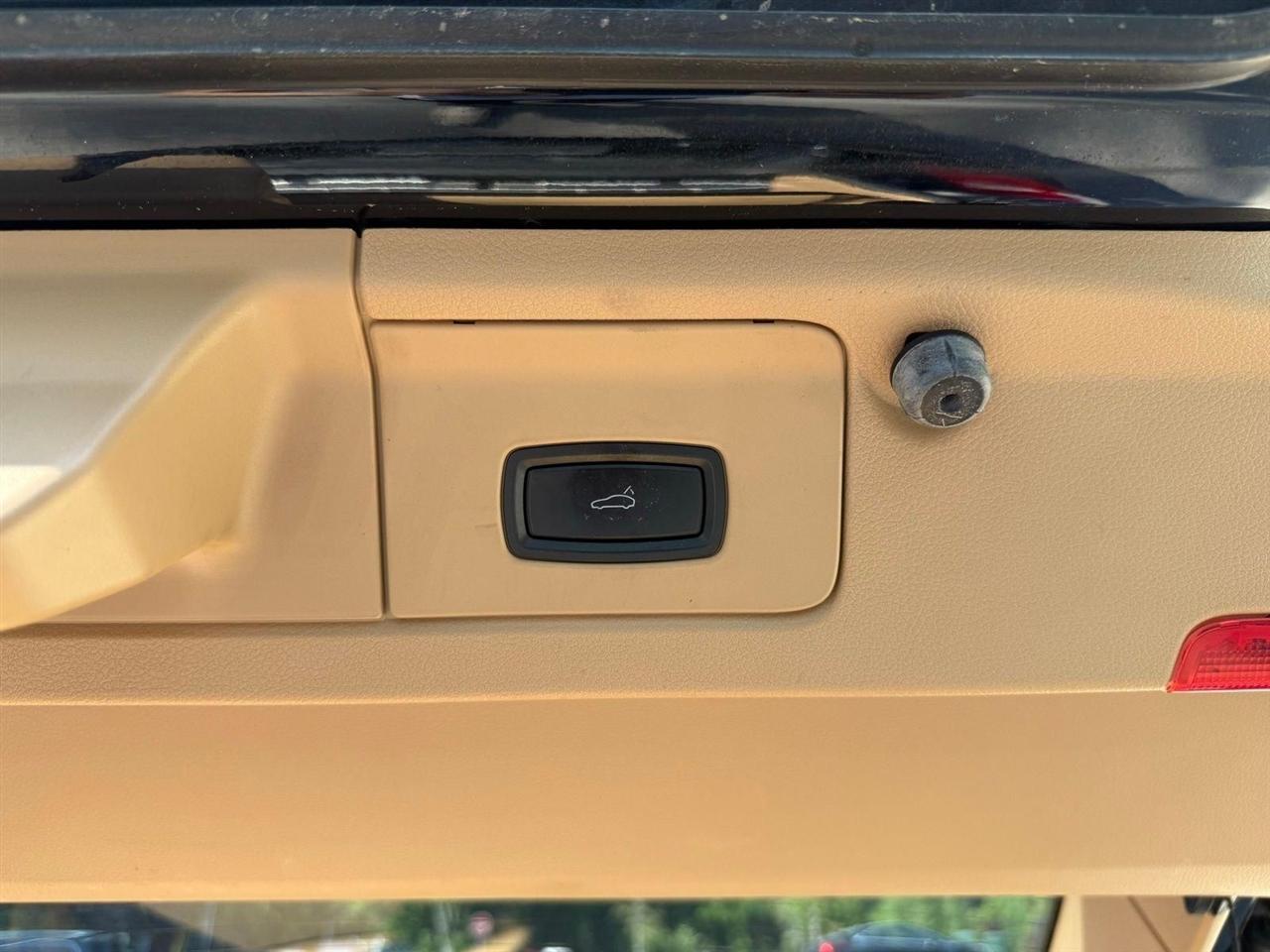 Porsche Panamera  2012