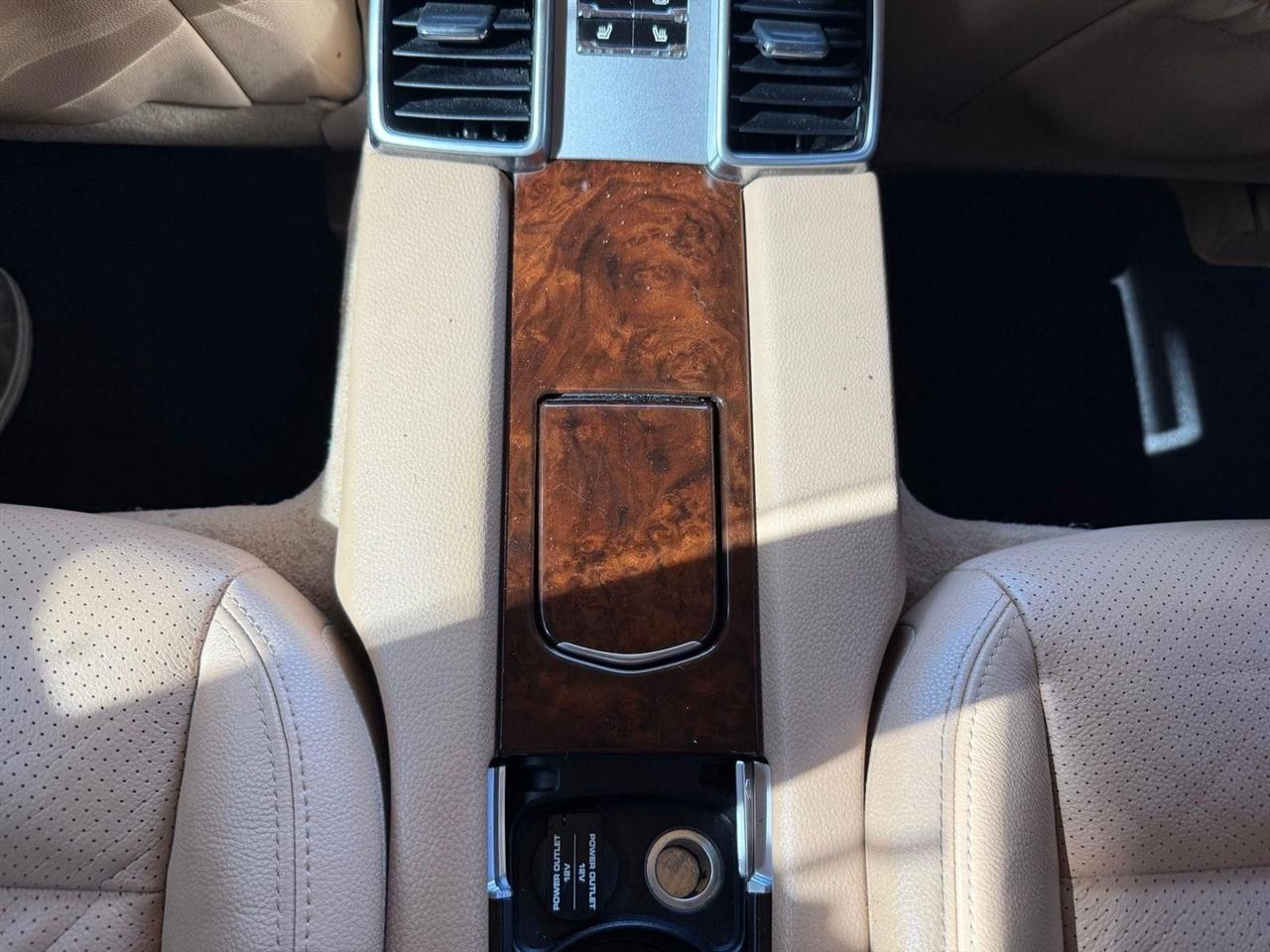 Porsche Panamera  2012