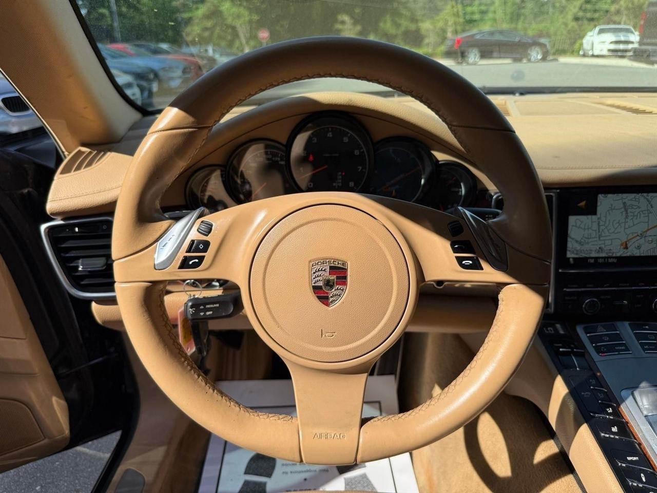 Porsche Panamera  2012