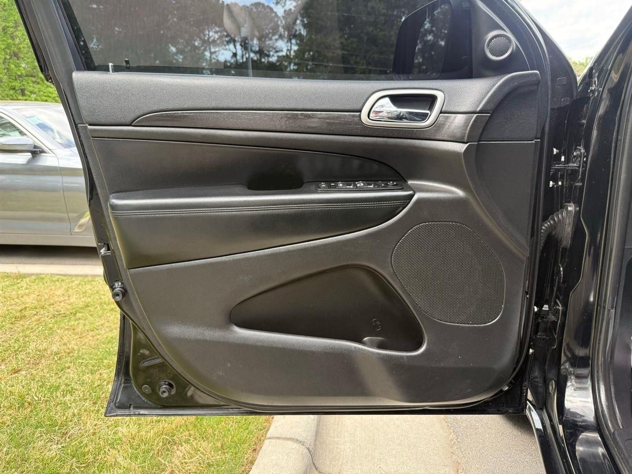 Jeep Grand Cherokee  2017