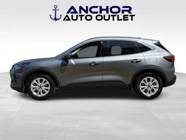 Ford Escape  2023