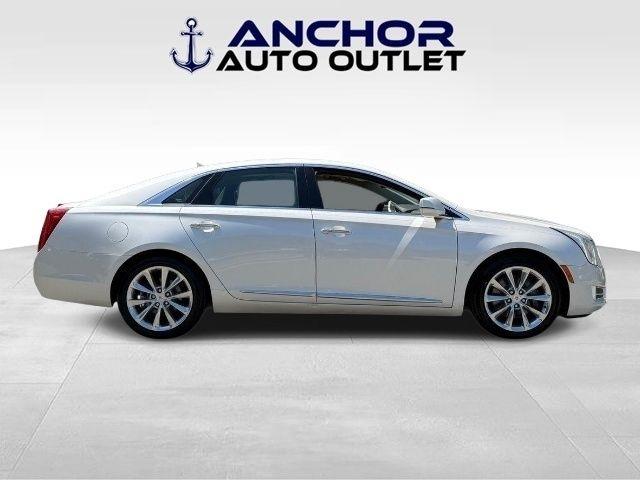 Cadillac XTS  2013