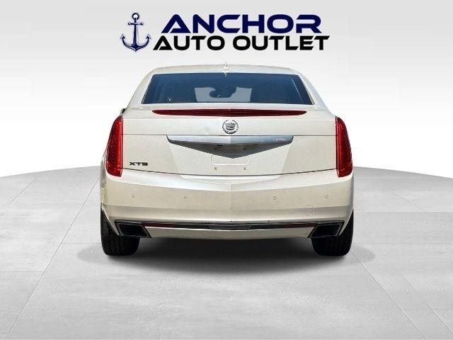 Cadillac XTS  2013