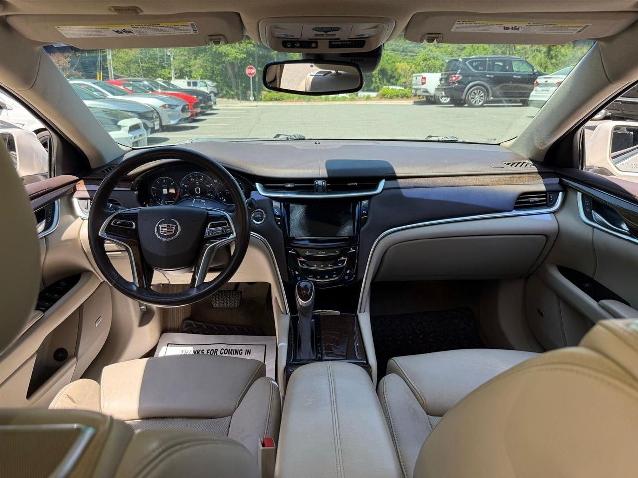 Cadillac XTS  2013