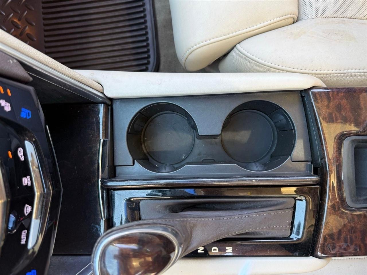 Cadillac XTS  2013