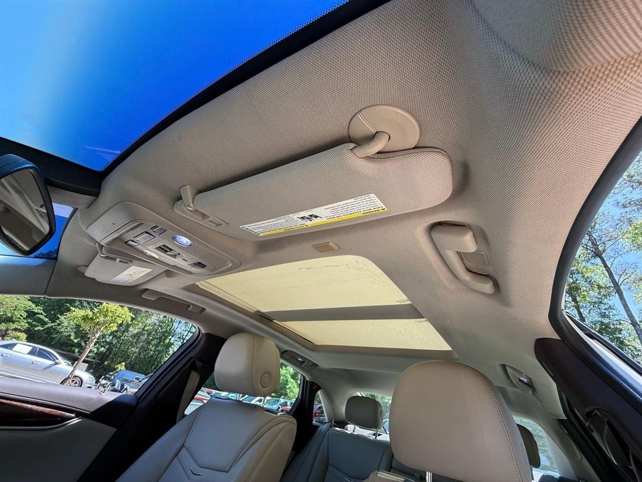Cadillac XTS  2013