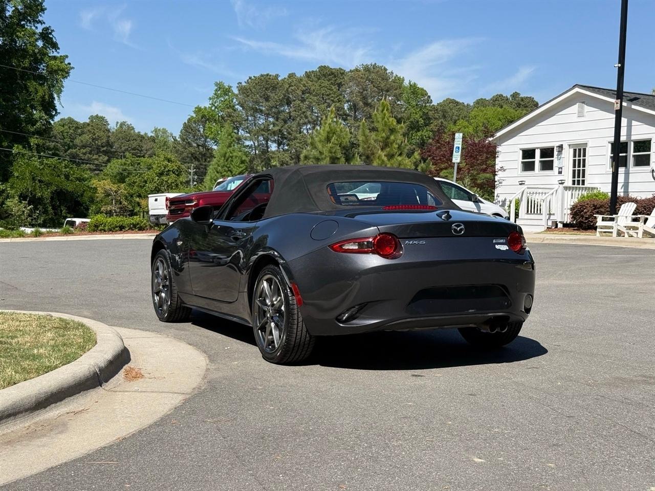 Mazda MX-5 Miata  2016