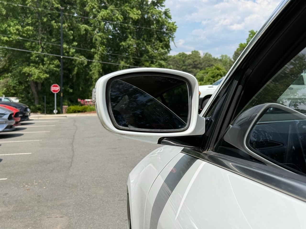 Hyundai Genesis  2012