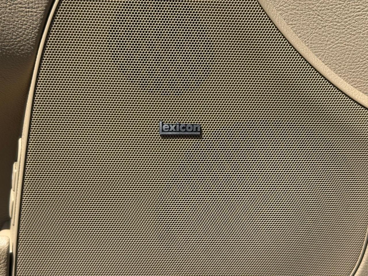 Hyundai Genesis  2012