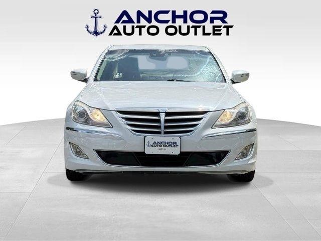 Hyundai Genesis  2012