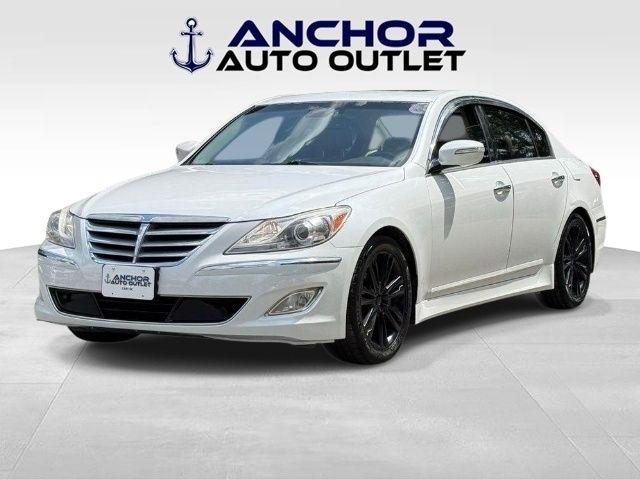 Hyundai Genesis  2012