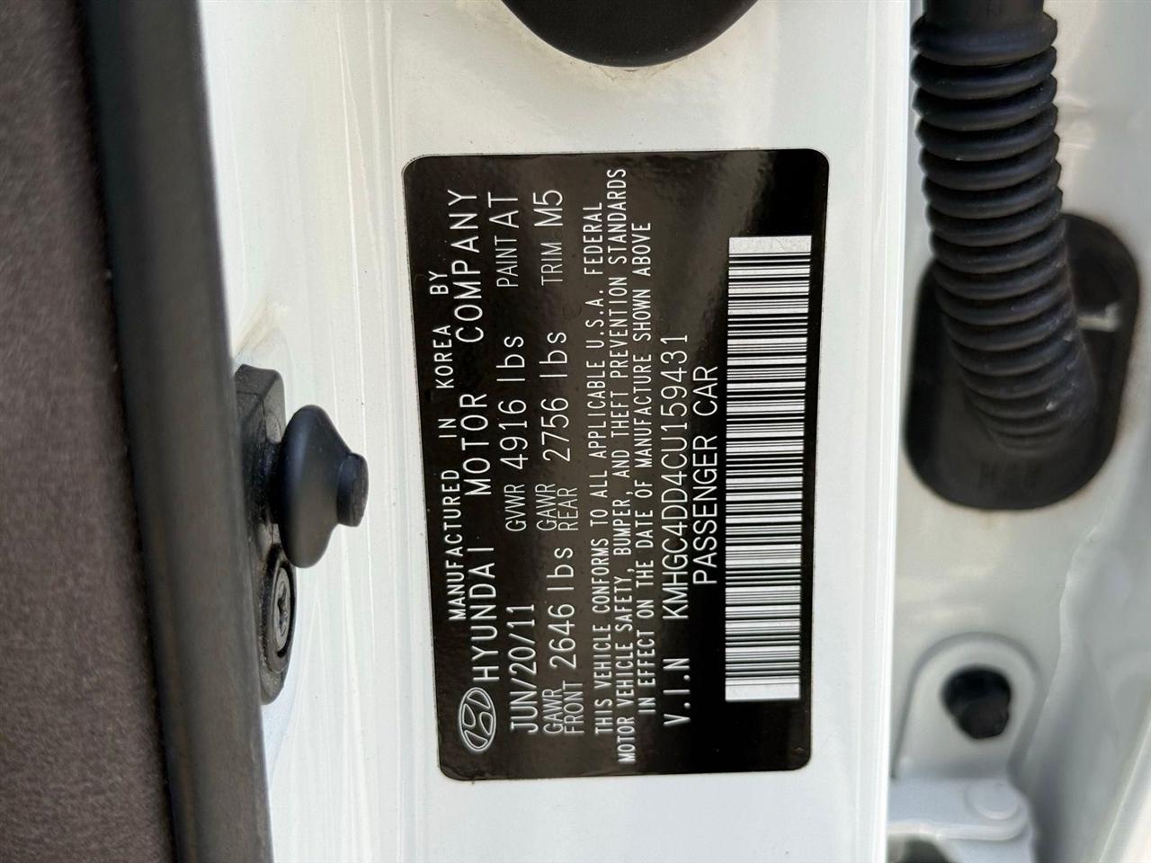 Hyundai Genesis  2012