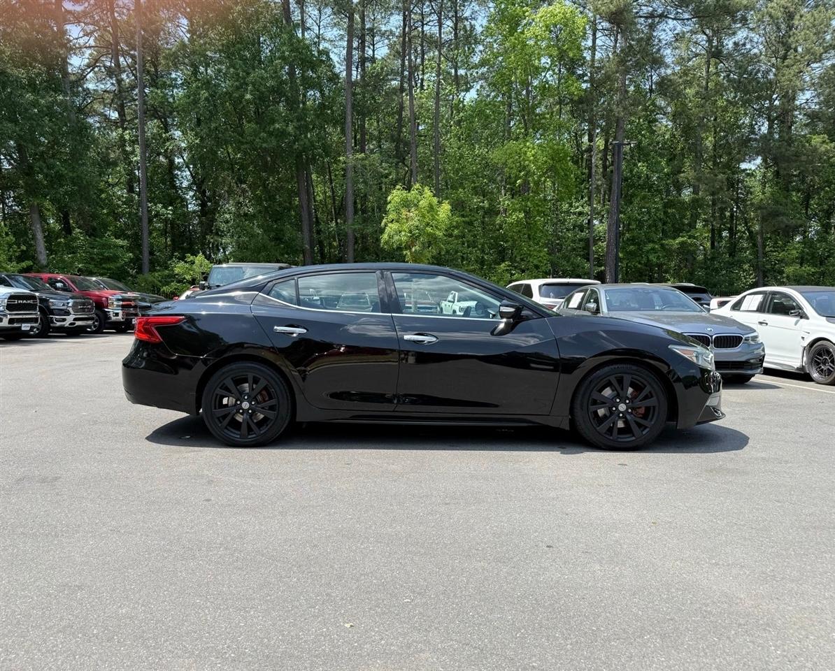 Nissan Maxima  2017