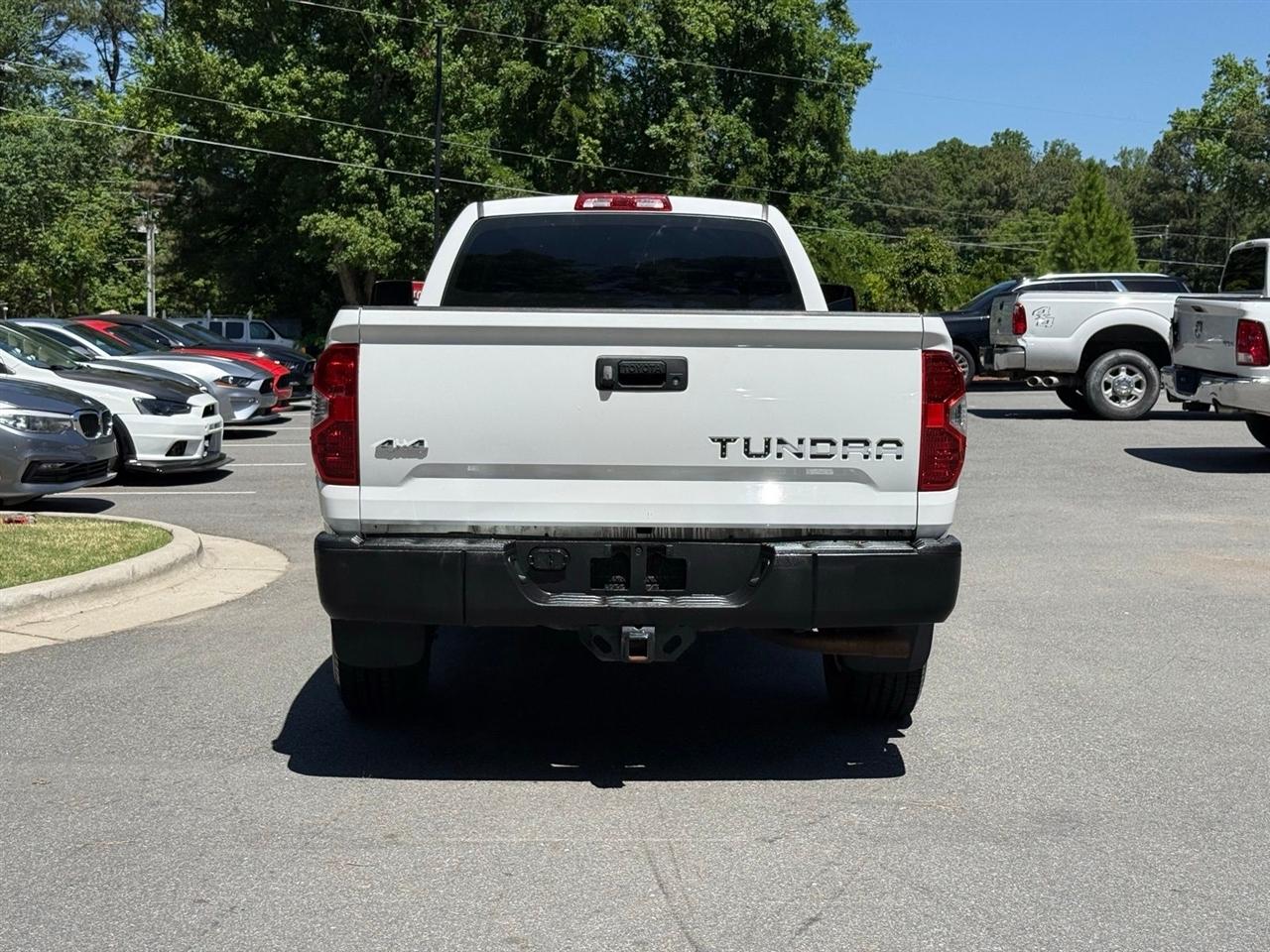 Toyota Tundra  2017