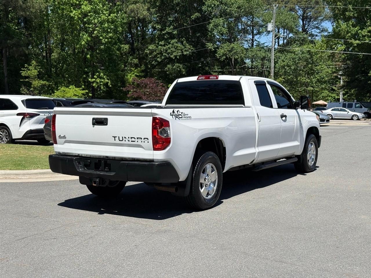 Toyota Tundra  2017