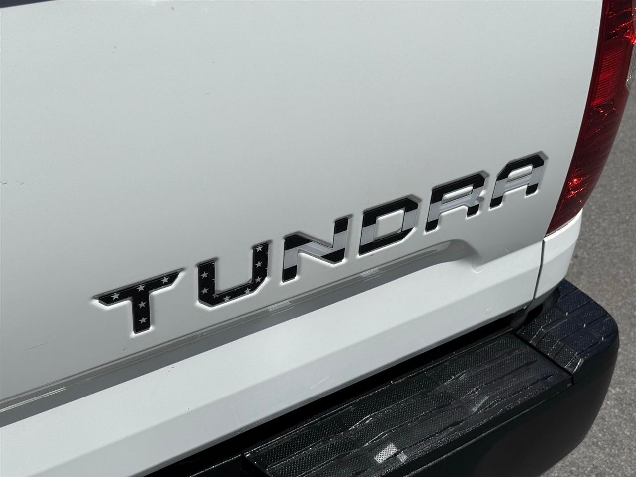 Toyota Tundra  2017