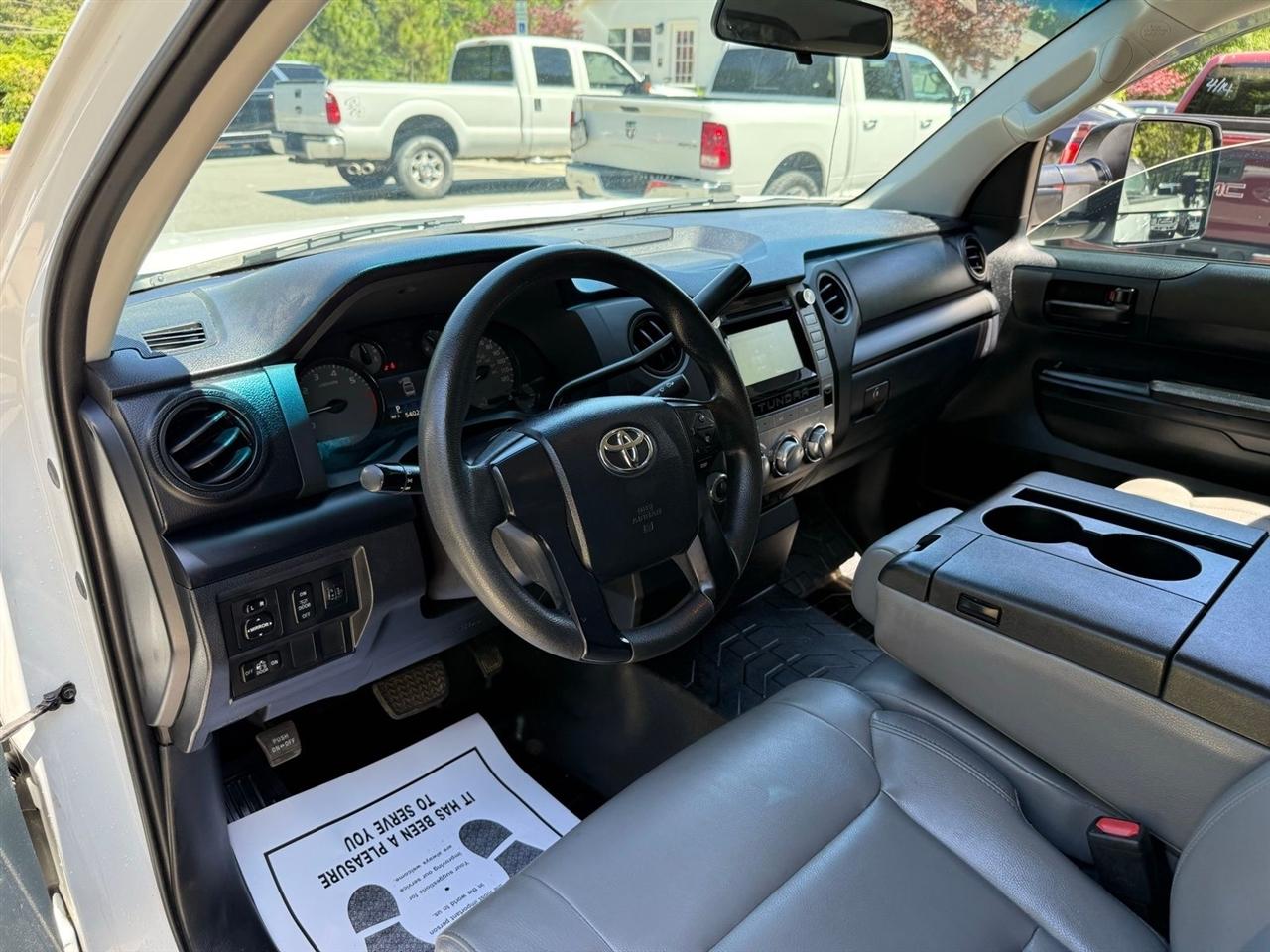 Toyota Tundra  2017