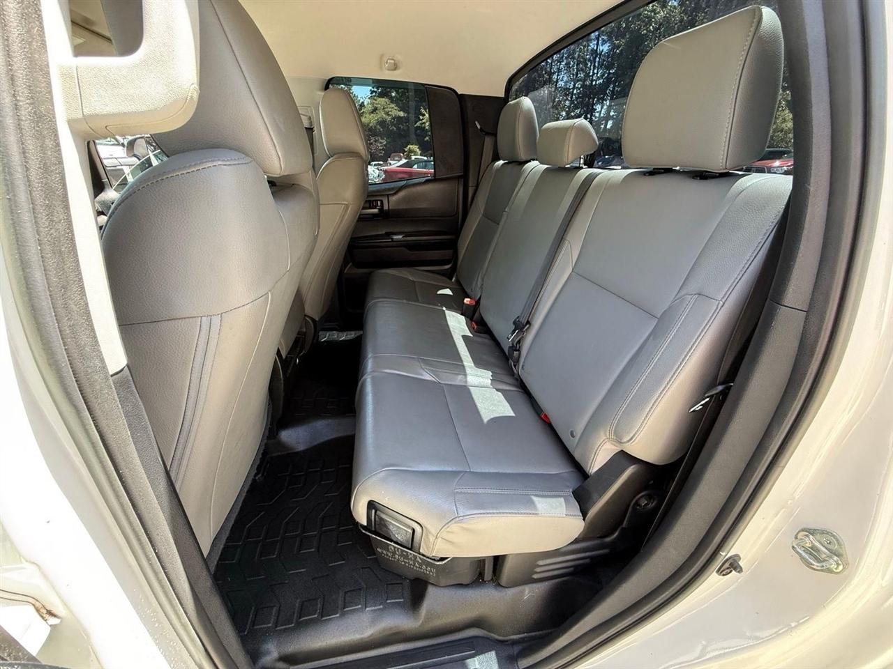 Toyota Tundra  2017