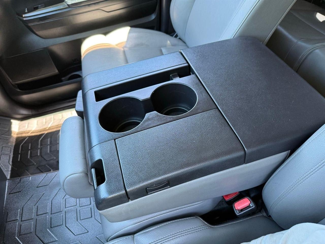Toyota Tundra  2017