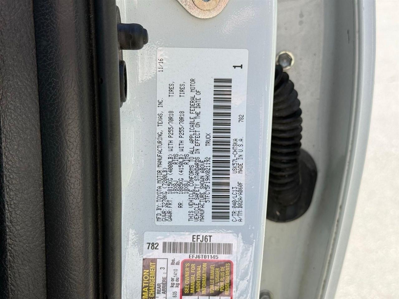 Toyota Tundra  2017