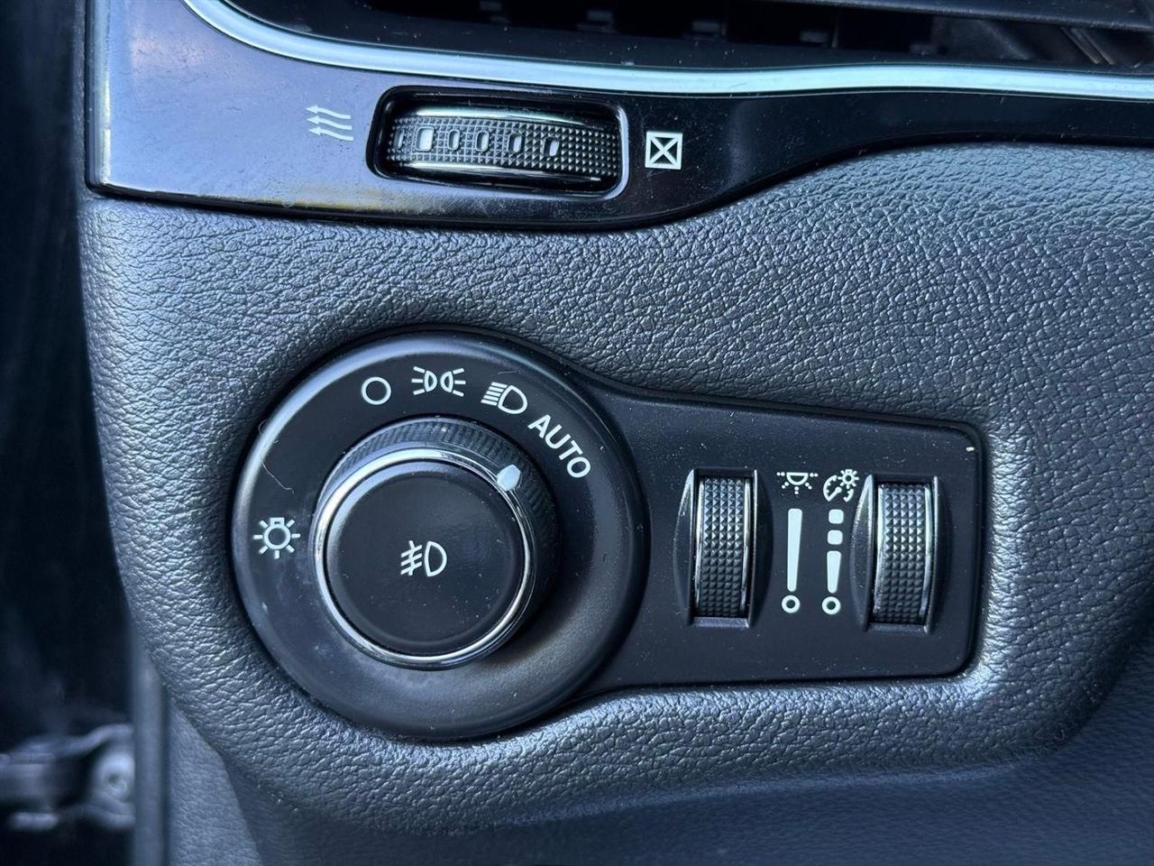 Jeep Cherokee  2020