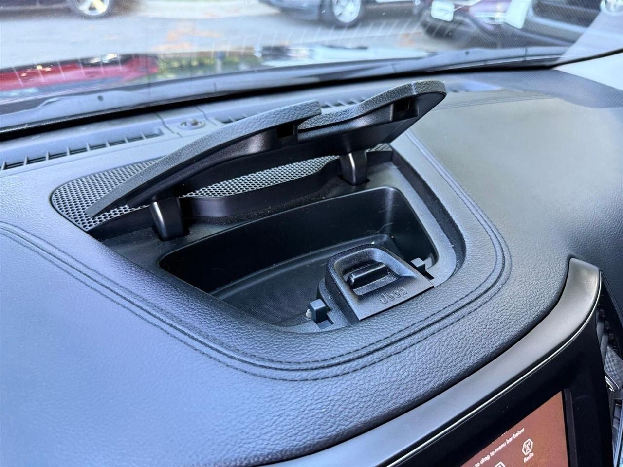 Jeep Cherokee  2020