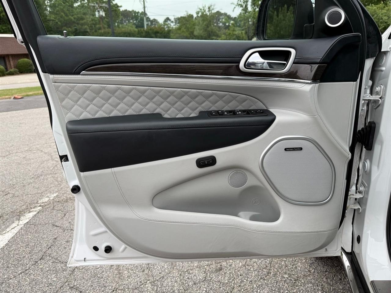 Jeep Grand Cherokee  2018