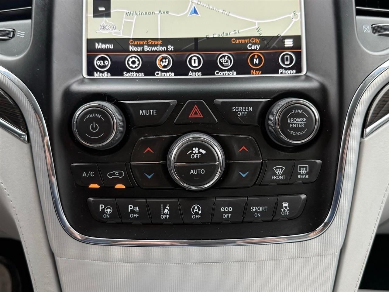 Jeep Grand Cherokee  2018