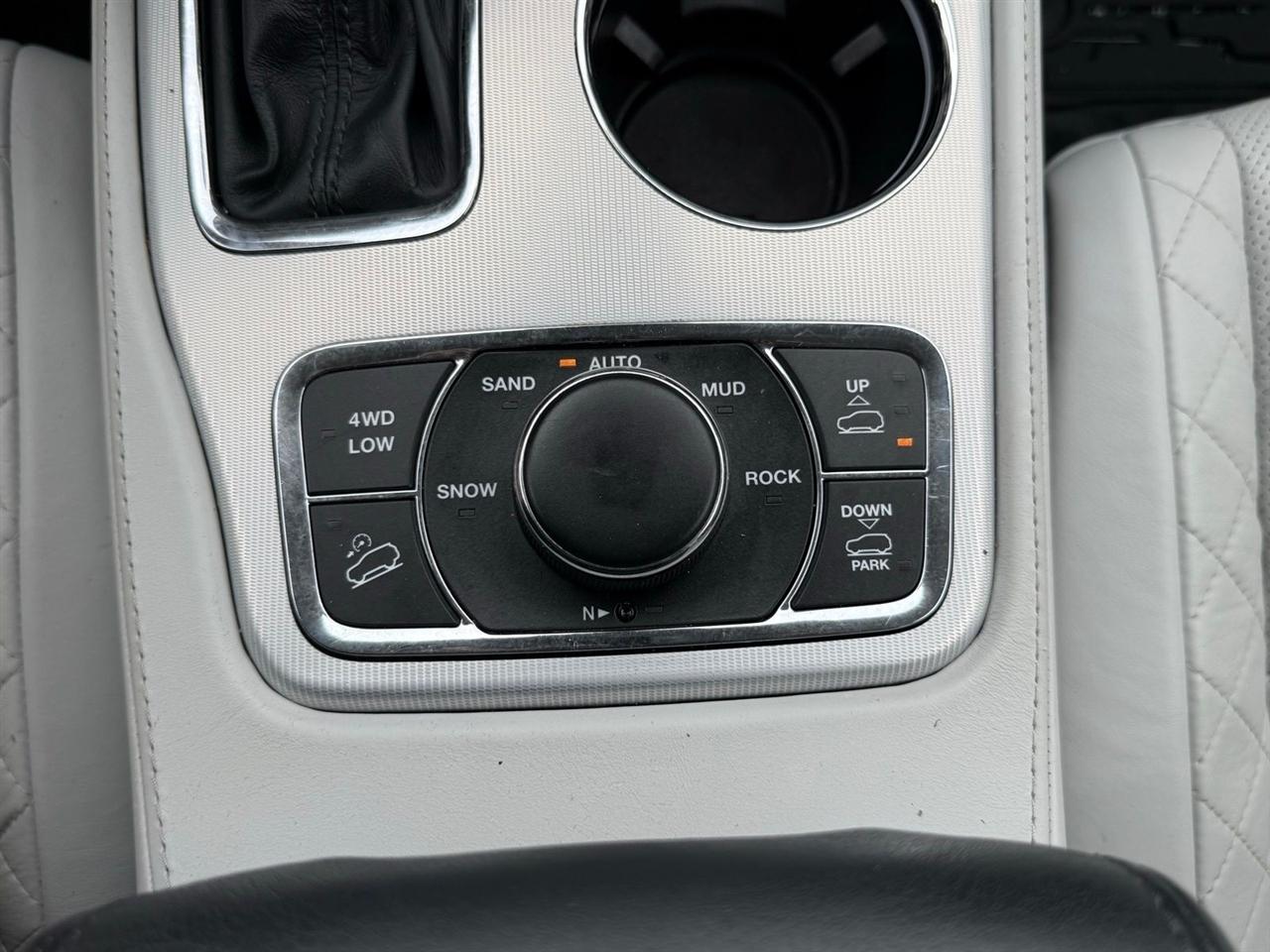 Jeep Grand Cherokee  2018