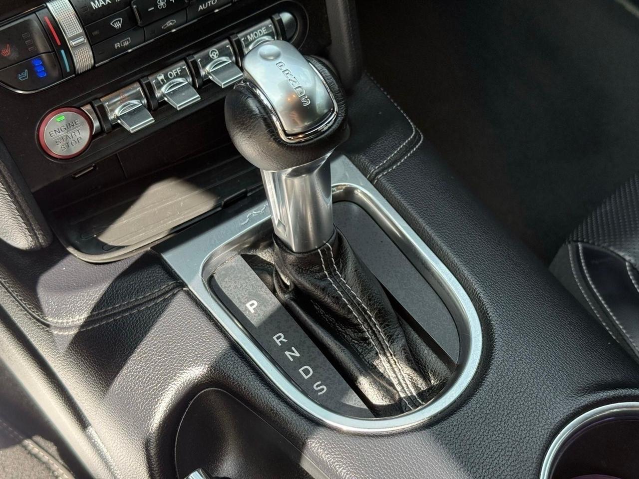 Ford Mustang  2019