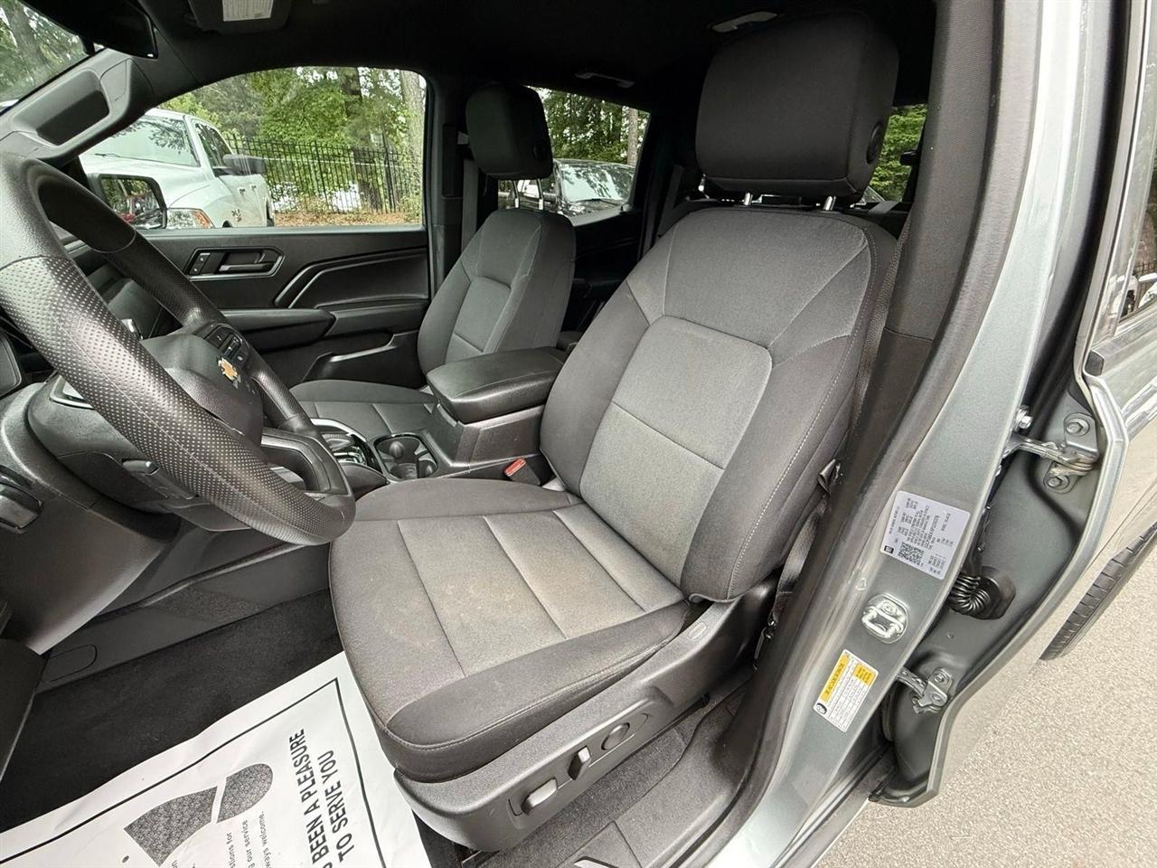 Chevrolet Colorado  2023