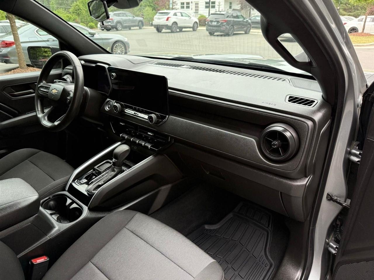 Chevrolet Colorado  2023