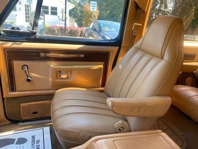 Dodge Ram Charger  1985