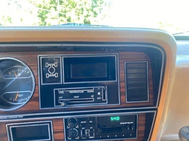 Dodge Ram Charger  1985