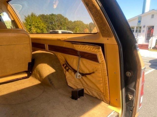 Dodge Ram Charger  1985