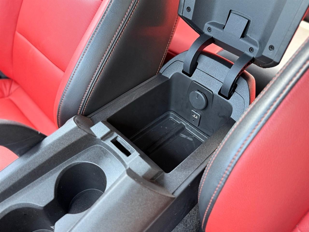 Chevrolet Camaro  2010