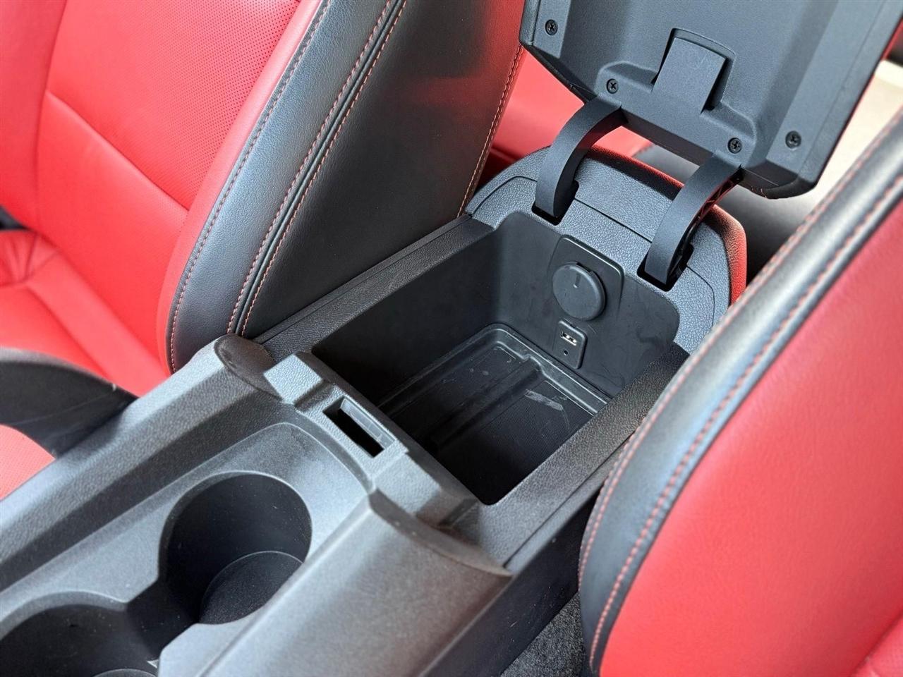 Chevrolet Camaro  2010
