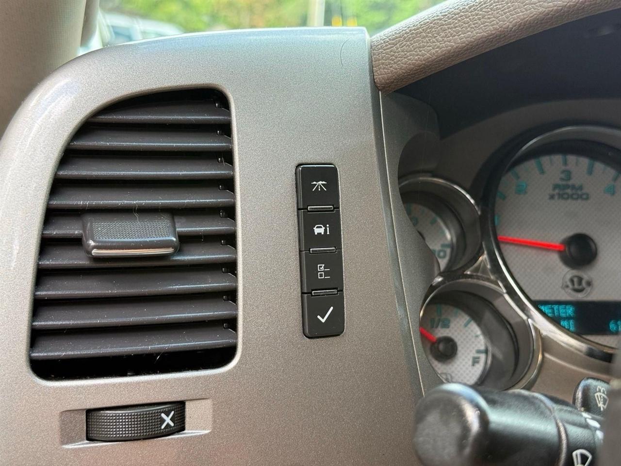 Chevrolet Silverado 1500  2012