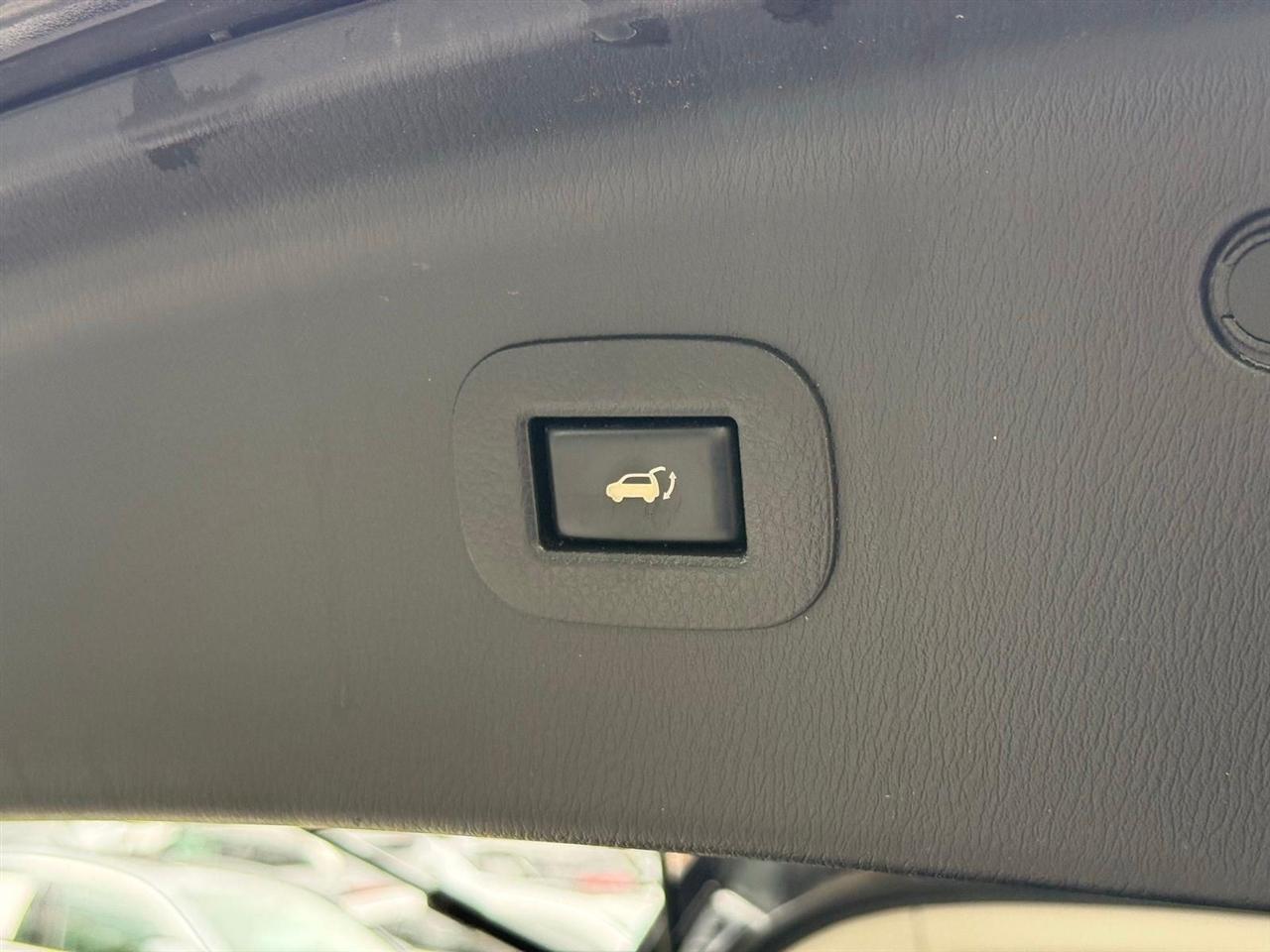 Nissan Armada  2018