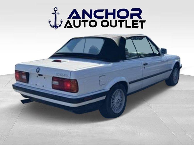 BMW 3-Series  1992