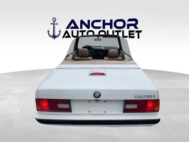 BMW 3-Series  1992