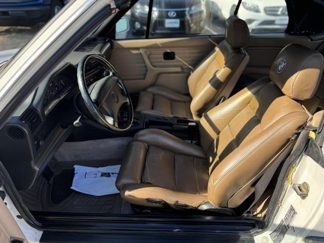 BMW 3-Series  1992