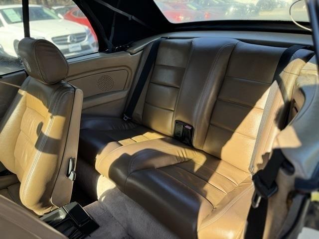BMW 3-Series  1992